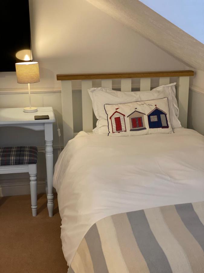 Bed and Breakfast Blackthorn Farm à Holyhead Extérieur photo