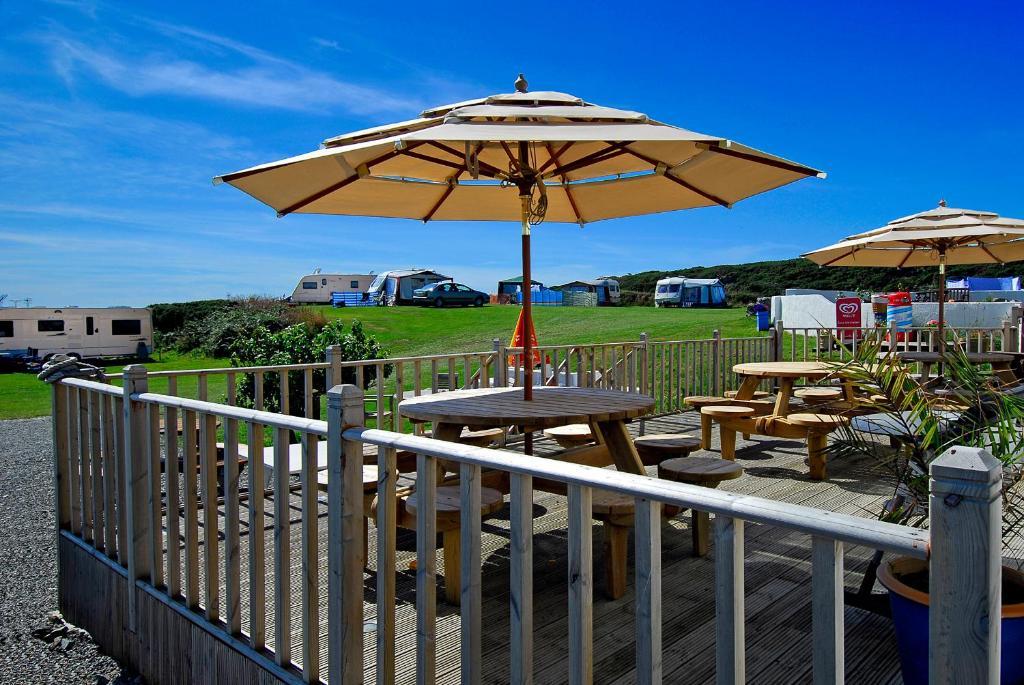 Bed and Breakfast Blackthorn Farm à Holyhead Extérieur photo