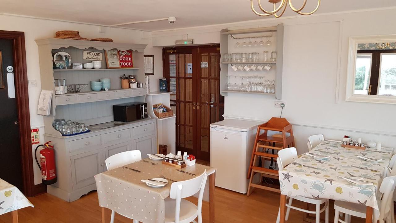 Bed and Breakfast Blackthorn Farm à Holyhead Extérieur photo